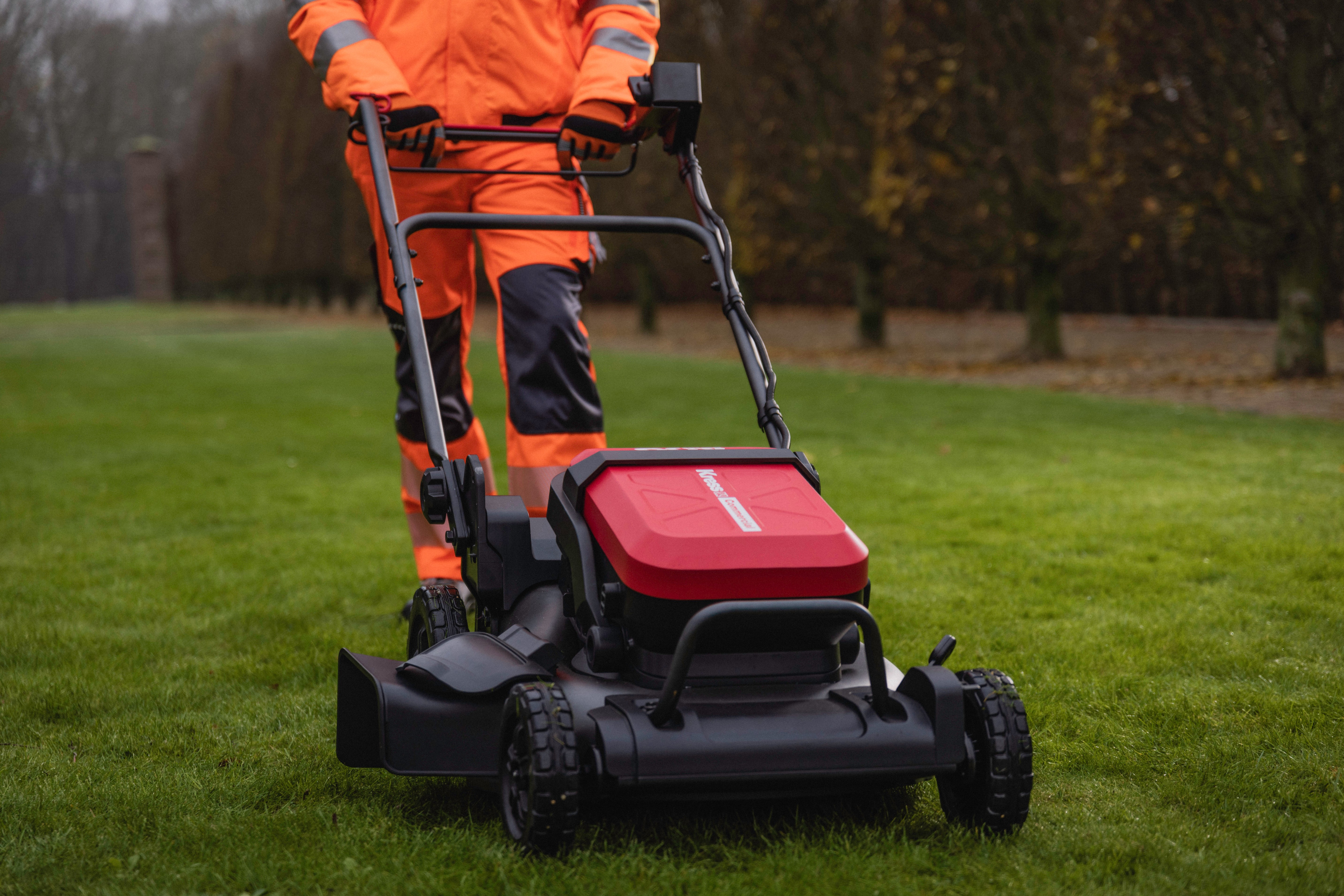 Cortacésped autopropulsado 51 cm (Sin batería, ni cargador)